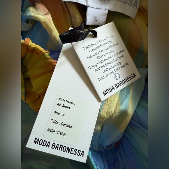 NWT Moda Baronessa Ari Short Canaria Print High Rise Belted Silk Shorts Small - Picture 6 of 9